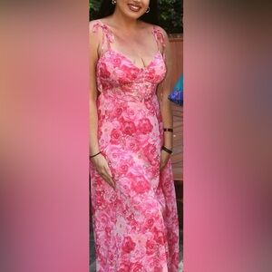 Pink floral maxi dress- M